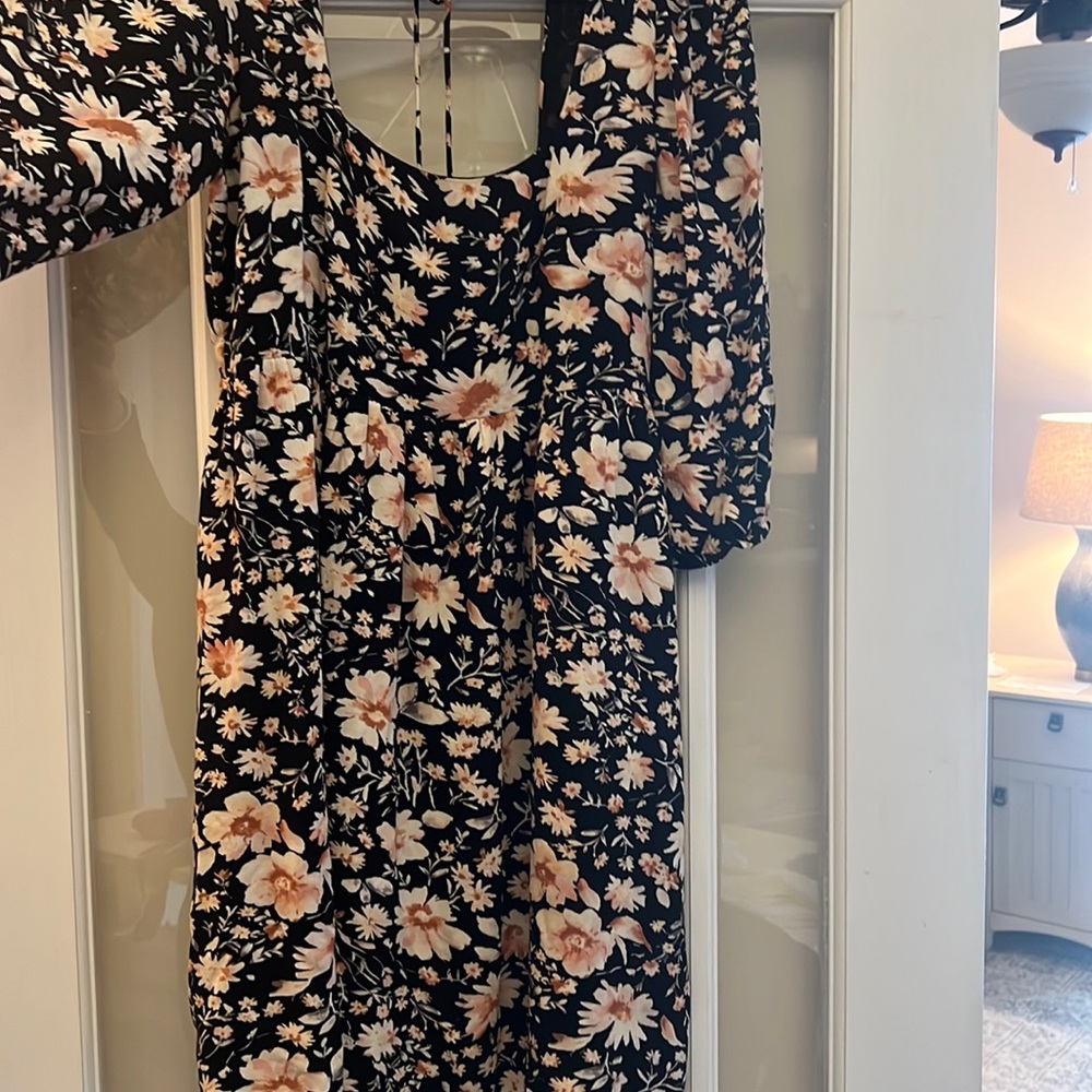 American eagle wowmns low back tie dress